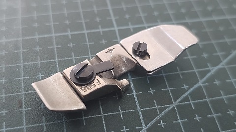 PRENSATELA 3 HILOS PARA FESTON CON HILO DE NY